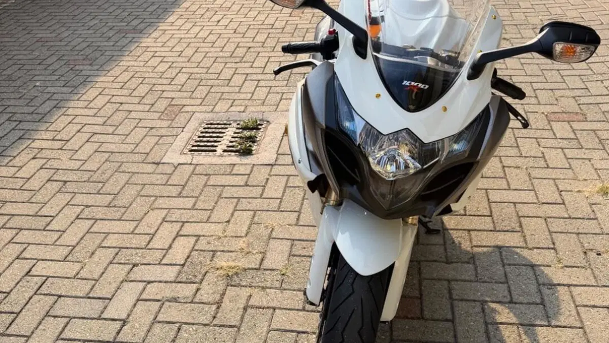 Suzuki GSX-R1000 (2009 - 11)  (2)