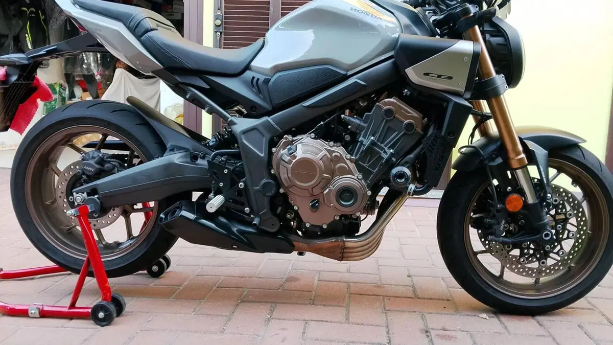 Honda CB 650 R (2024 - 25)  (9)