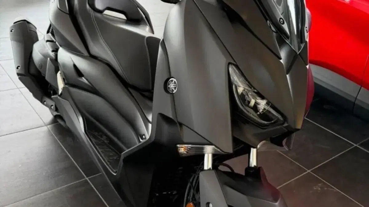 Yamaha X-Max 400 ABS (2017 - 20)  (4)