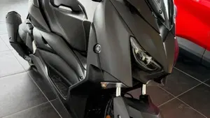 Yamaha X-Max 400 ABS (2017 - 20)  (4)
