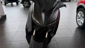 Yamaha X-Max 400 ABS (2017 - 20)  (6)