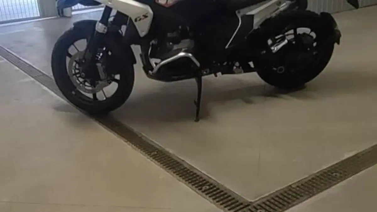 Bmw R 1300 GS Trophy (2023 - 26)  (4)