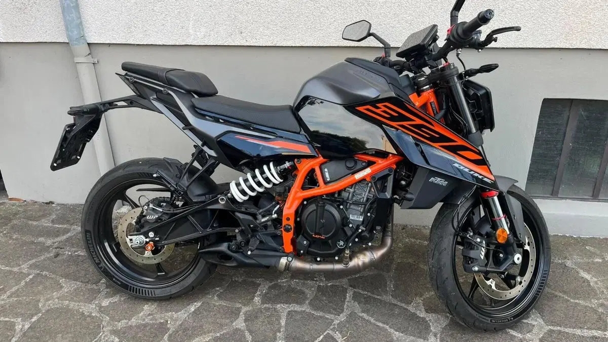 KTM 390 Duke (2026) 