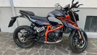 KTM 390 Duke (2026) usata