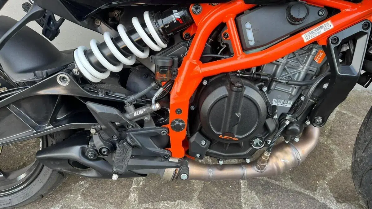KTM 390 Duke (2026)  (3)