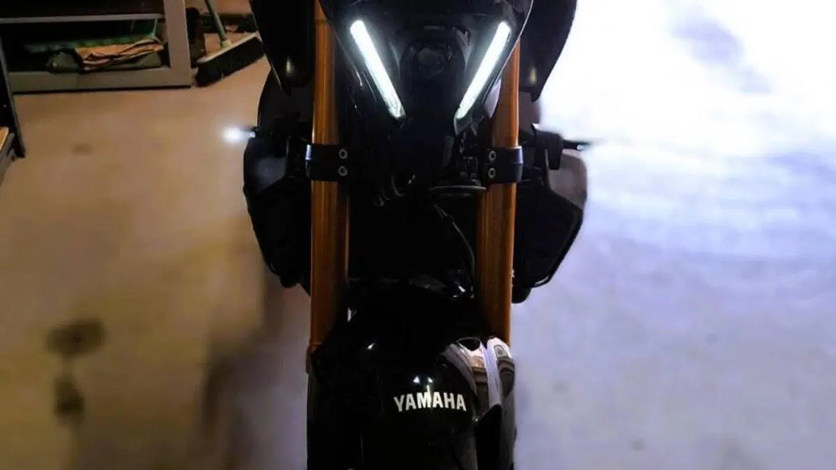 Yamaha MT-09 SP (2021 - 23)  (3)