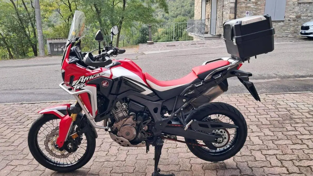 Honda Africa Twin CRF 1000L (2016 - 17) 