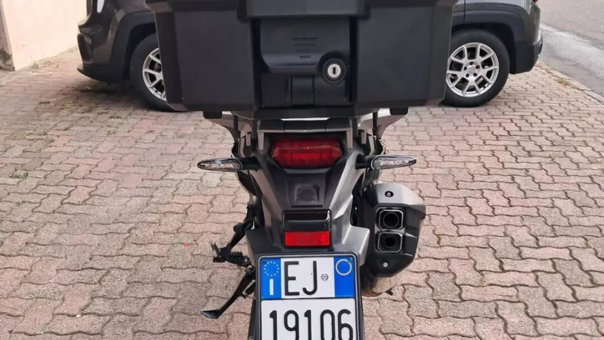 Honda Africa Twin CRF 1000L (2016 - 17)  (4)