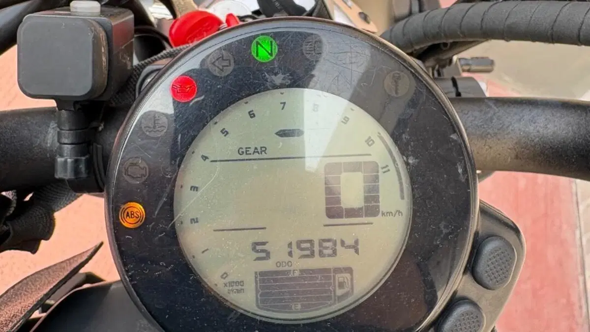 Yamaha XSR 700 ABS (2016 - 20)  (6)