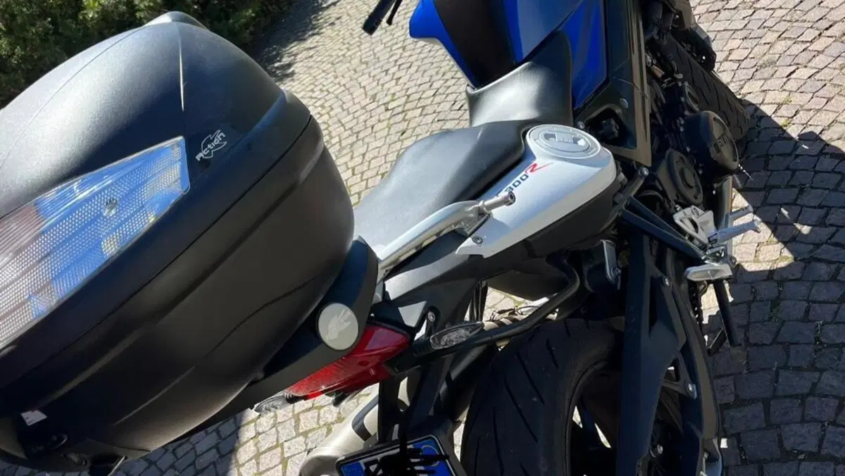 Bmw F 800 R (2015 - 16)  (5)