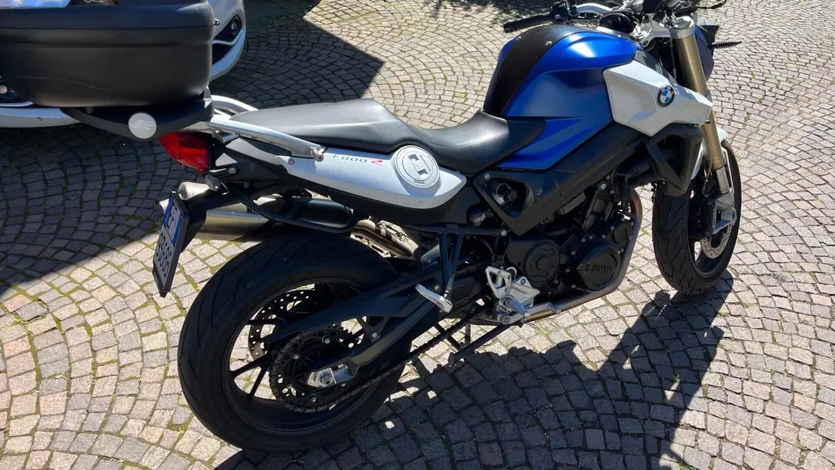 Bmw F 800 R (2015 - 16)  (6)