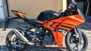KTM RC 125 (2022 - 26)  (3)