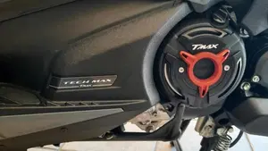 Yamaha T-Max 560 Tech Max (2021)  (6)