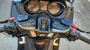 Yamaha T-Max 560 Tech Max (2021)  (8)