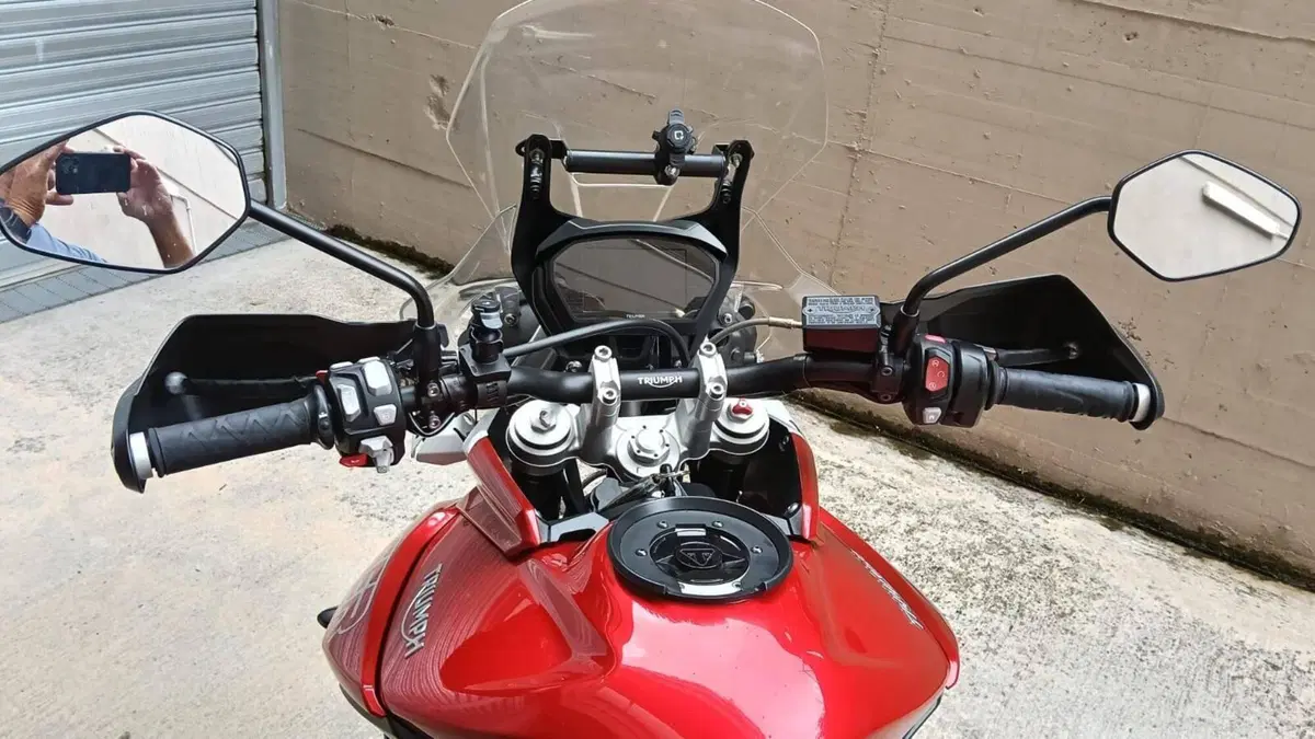 Triumph Tiger 800 XCa (2018 - 20)  (8)