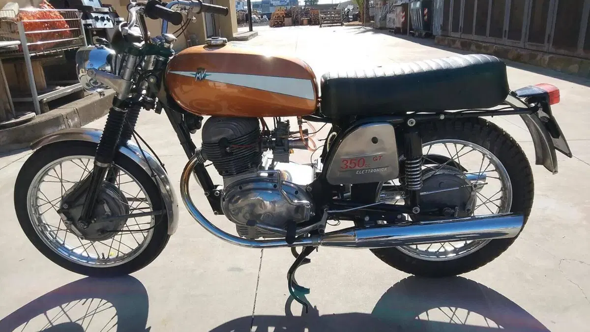 MV Agusta   (2)