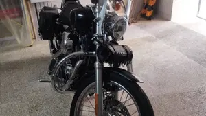 Harley-Davidson 1200 Custom (2007 - 13) - XL 1200C  (4)
