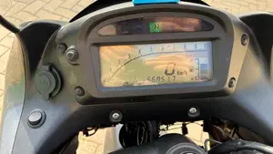 Suzuki XF 650 Freewind (1997 - 03)  (6)