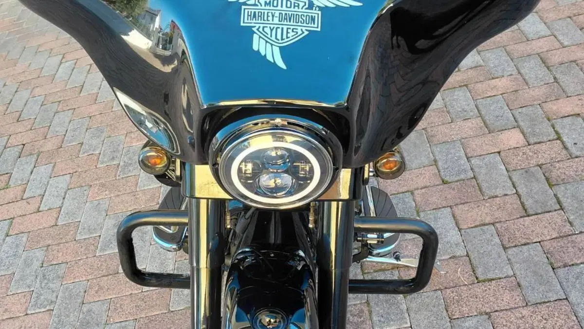Harley-Davidson 1584 Street Glide (2008 - 10) - FLHX  (3)