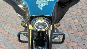 Harley-Davidson 1584 Street Glide (2008 - 10) - FLHX  (3)