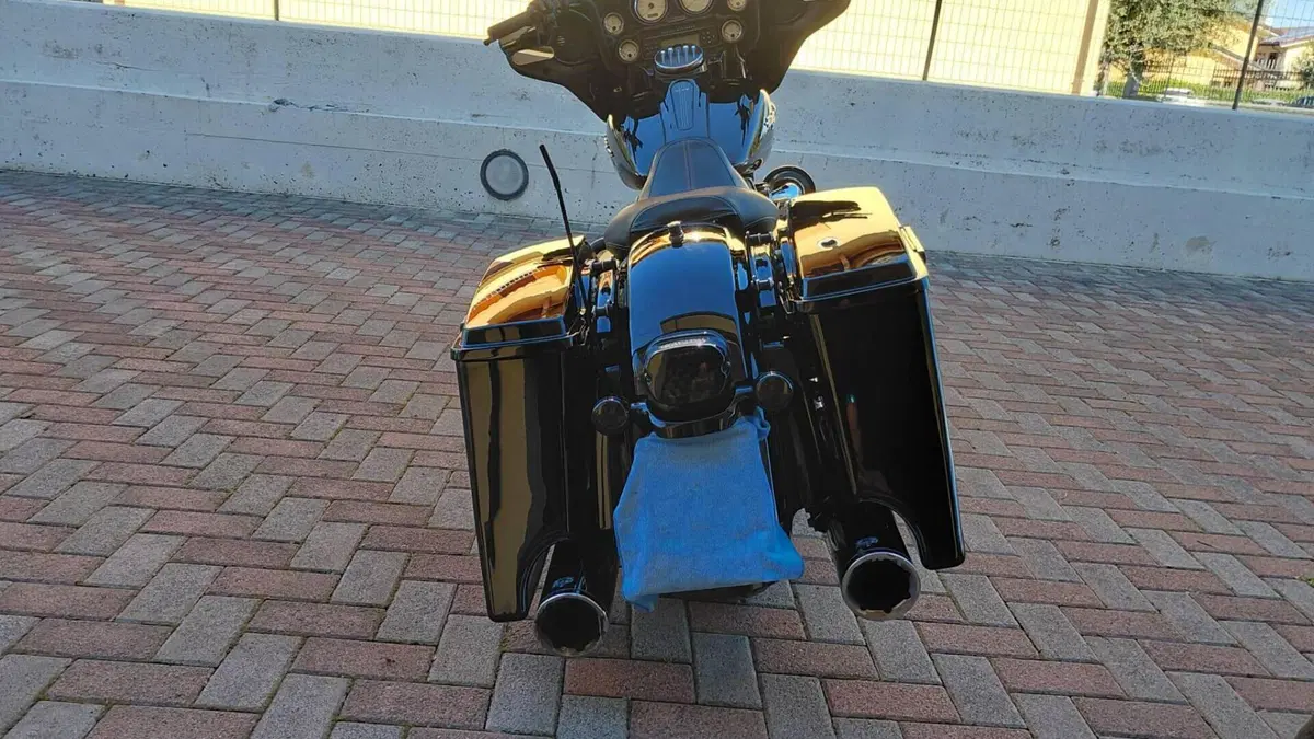 Harley-Davidson 1584 Street Glide (2008 - 10) - FLHX  (6)