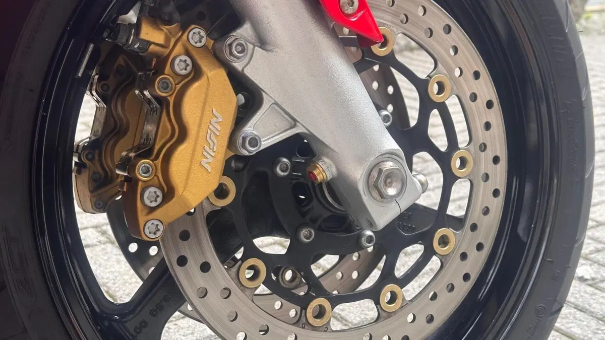 Honda CBR 600 RR (2003 - 04)  (8)