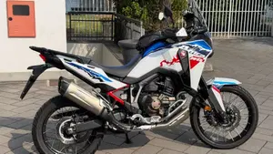 Honda Africa Twin CRF 1100L ES DCT (2024 - 26)  (2)