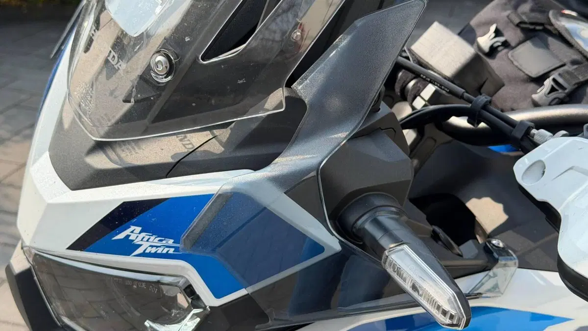 Honda Africa Twin CRF 1100L ES DCT (2024 - 26)  (4)