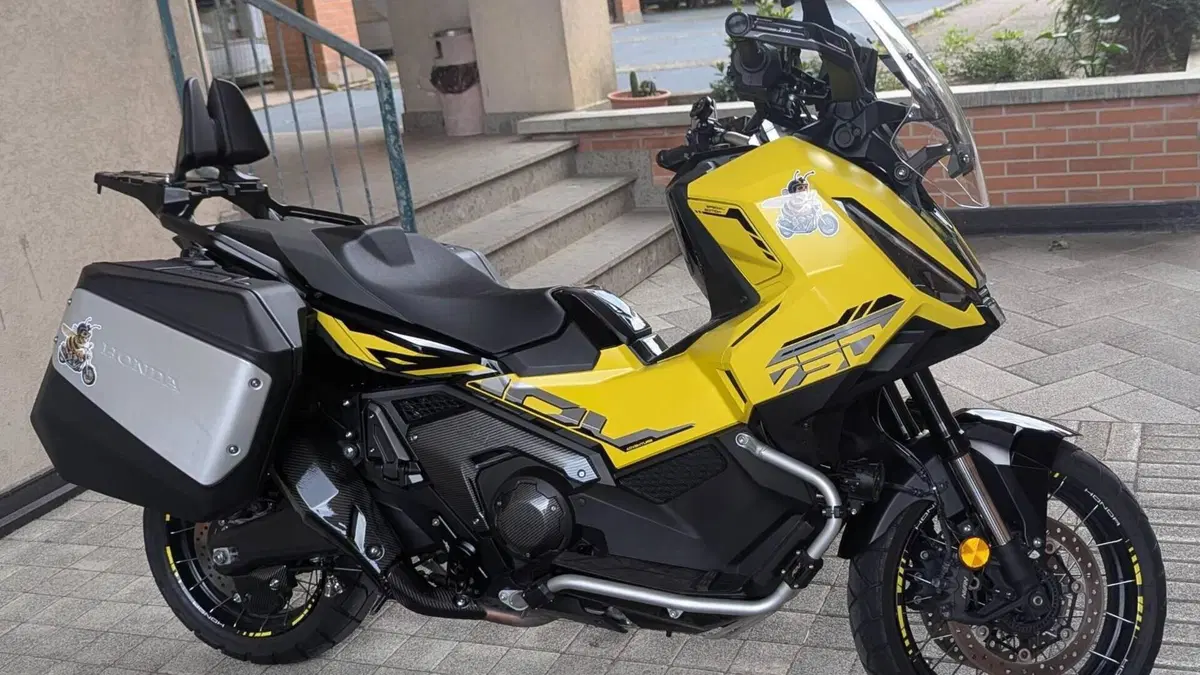 Honda X-ADV 750 Adventure (2025 - 26)  (2)