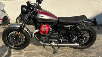Moto Guzzi V9 Bobber (2016 - 18) usata