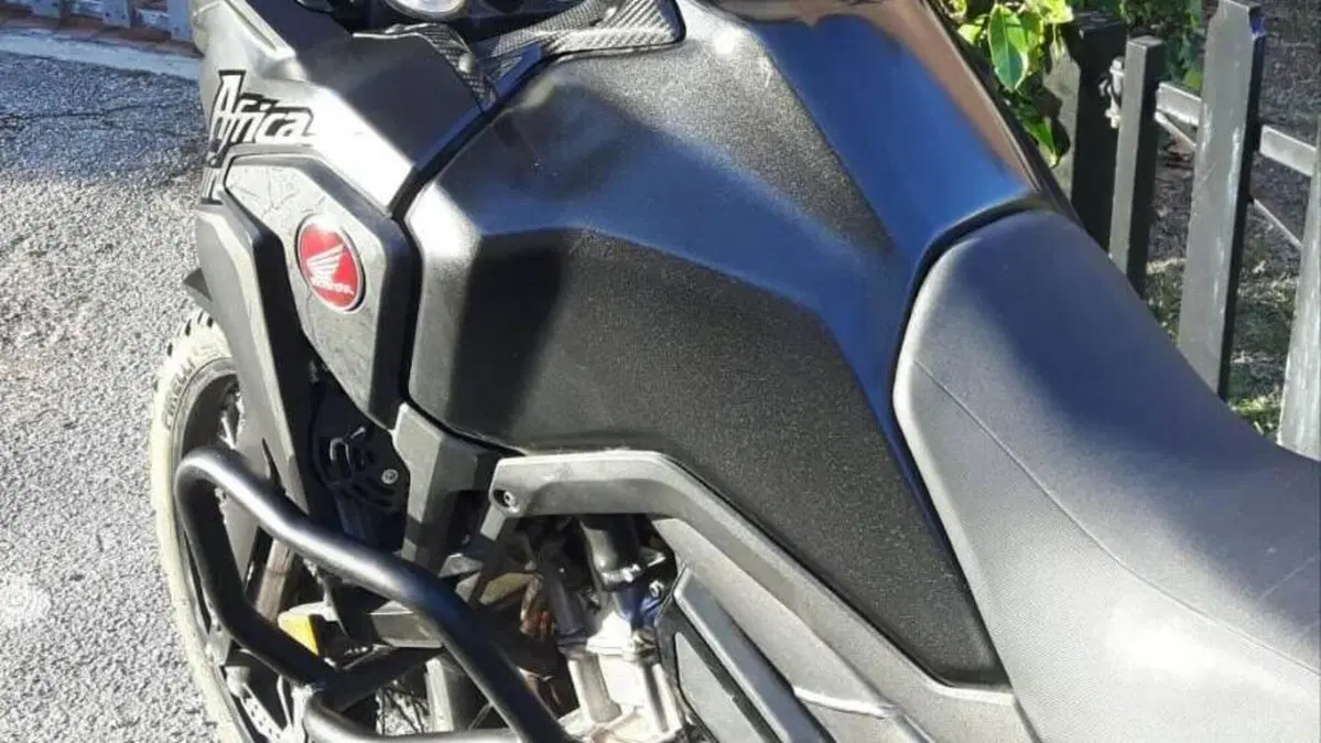 Honda Africa Twin CRF 1000L (2016 - 17)  (14)