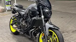 Yamaha MT-07 (2017 - 18)  (3)