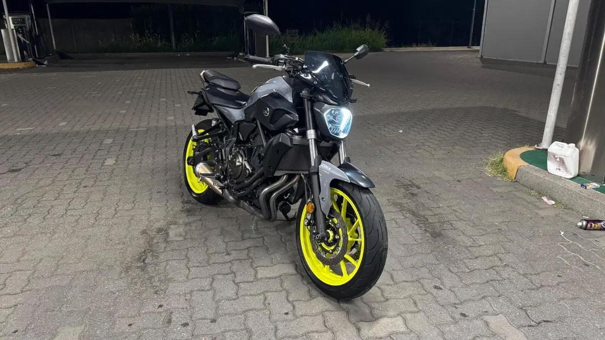 Yamaha MT-07 (2017 - 18)  (5)
