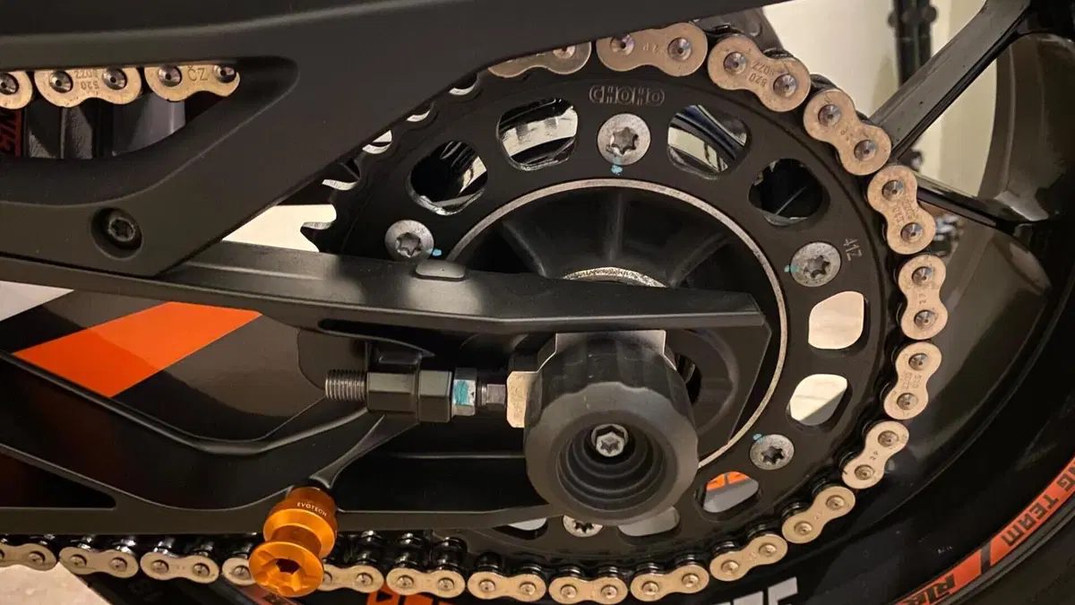 KTM 790 Duke L (2023 - 24)  (4)