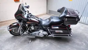 Harley-Davidson 1690 Electra Glide Classic (2010 - 12) - FLHTC  (4)