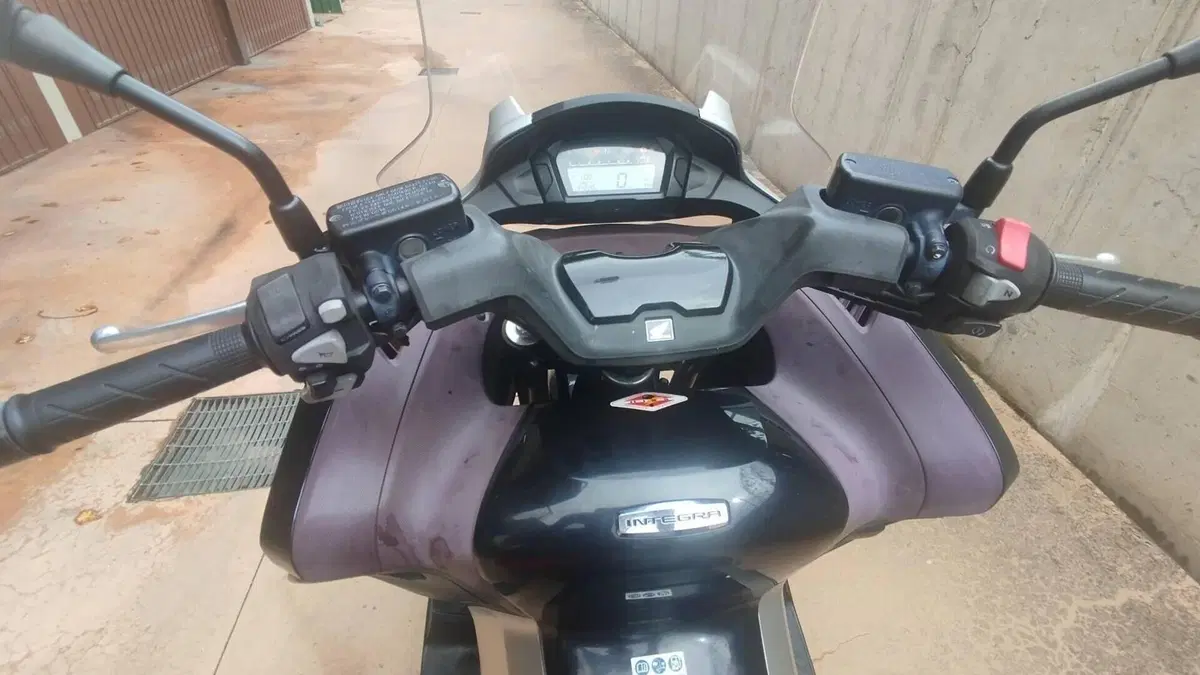 Honda Integra 700 (2011 - 13)  (3)