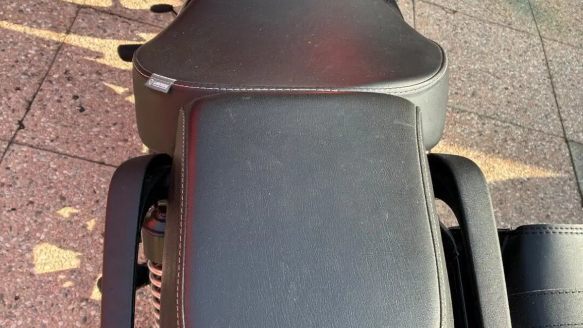 Royal Enfield Meteor 350 (2021 - 26)  (6)
