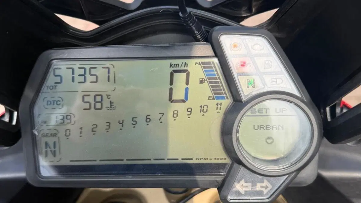 Ducati Multistrada 1200 S Touring (2010 - 12)  (4)