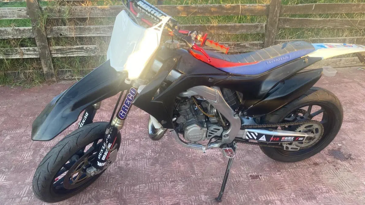 Honda CR 125 R Motard (2000 - 02)  (11)