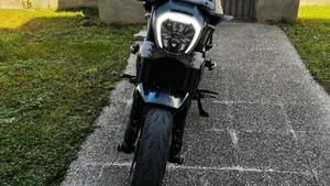 Ducati XDiavel 1262 S (2016 - 20)  (2)
