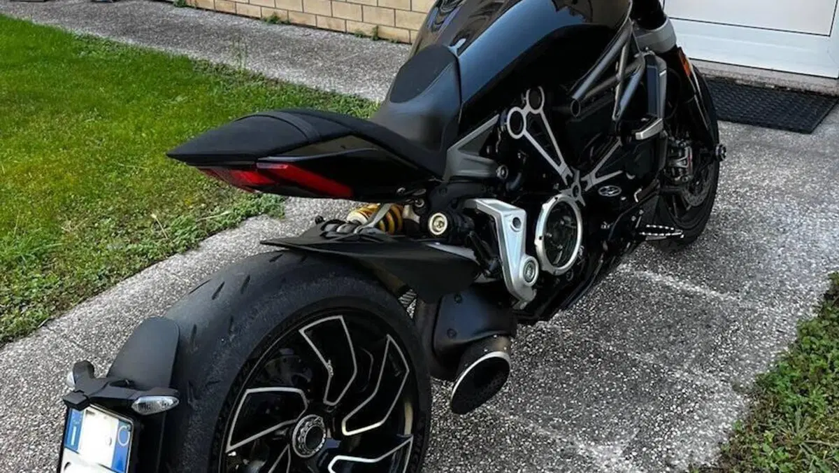 Ducati XDiavel 1262 S (2016 - 20)  (4)