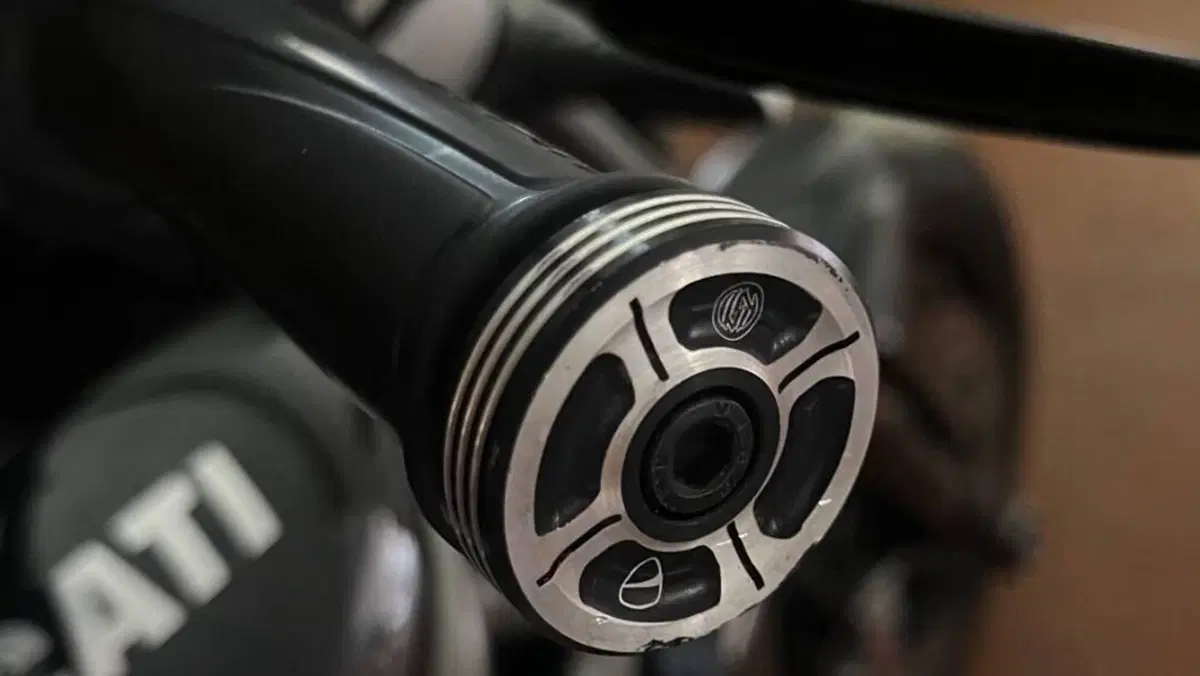 Ducati XDiavel 1262 S (2016 - 20)  (15)