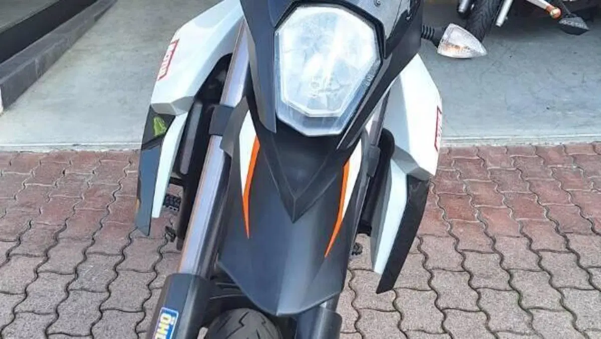 KTM 990 Supermoto R (2012 - 13)  (3)