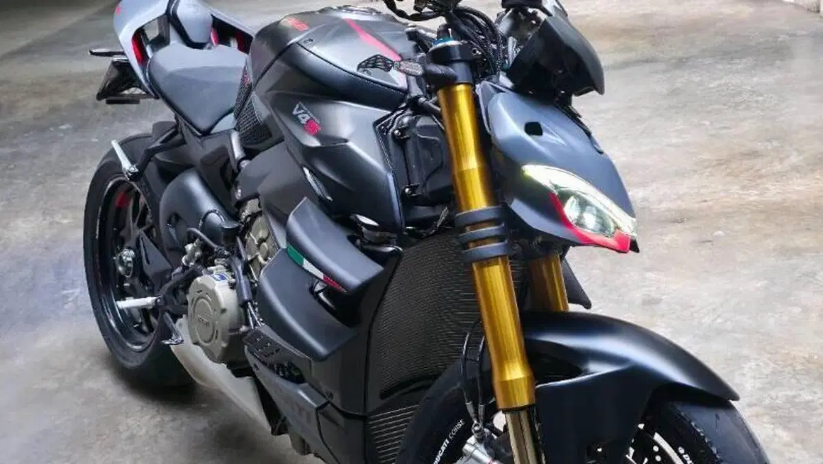 Ducati Streetfighter V4 S (2023 - 24) 