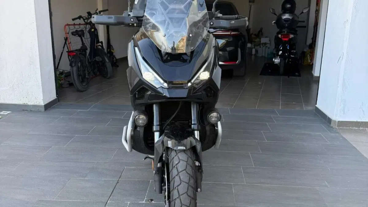Honda X-ADV 750 Special Edition Adventure (2026)  (11)