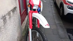 Yamaha TT 600 RE  (2)