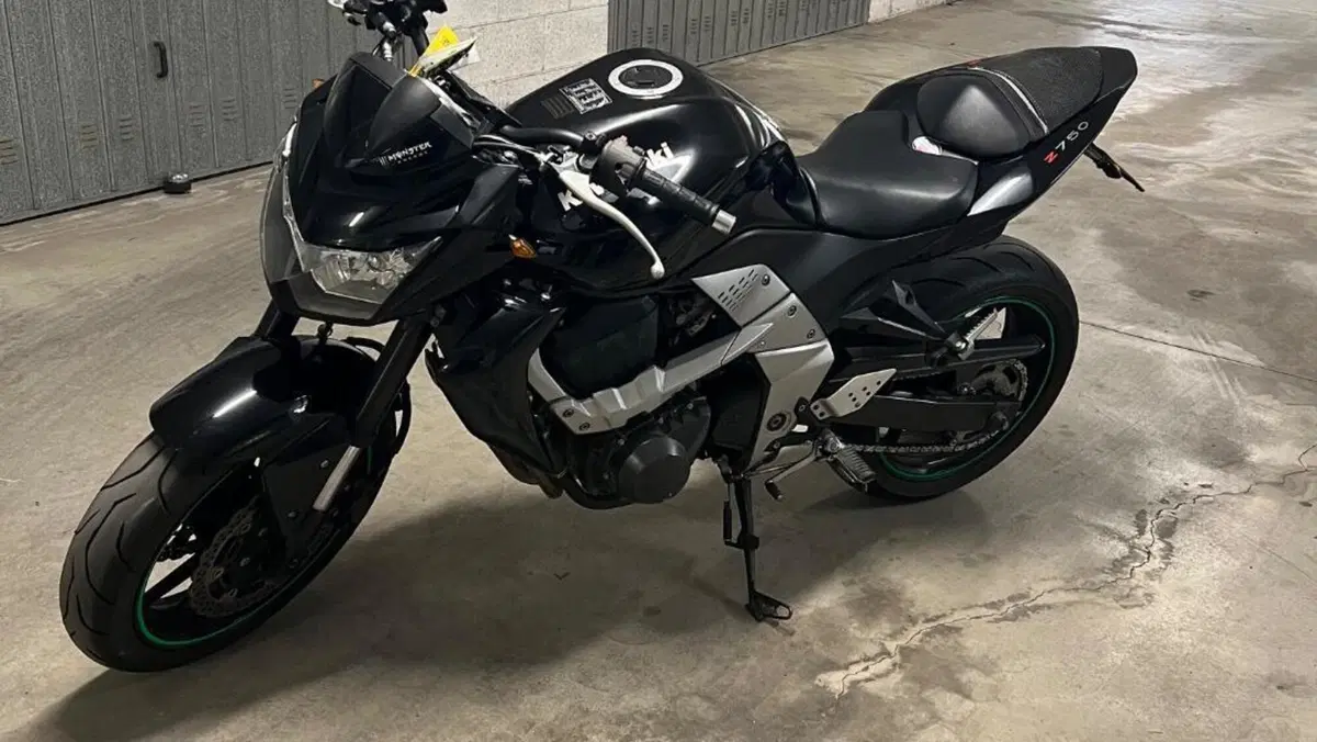 Kawasaki Z 750 (2007 - 14) 