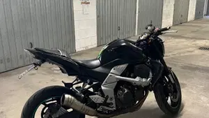 Kawasaki Z 750 (2007 - 14)  (2)