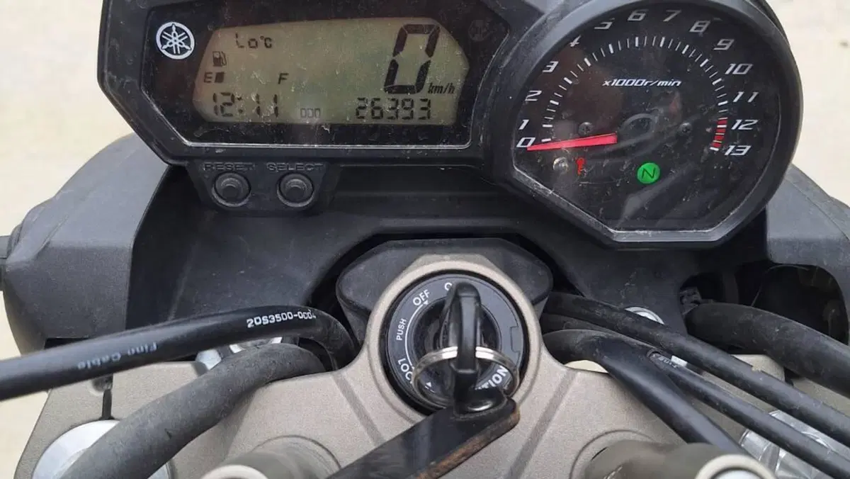 Yamaha XJ6 (2008 - 15)  (5)