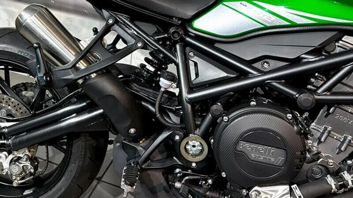 Benelli 752 S (2019 - 20)  (3)